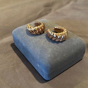 Scalloped Rose gold tone hoop earrings